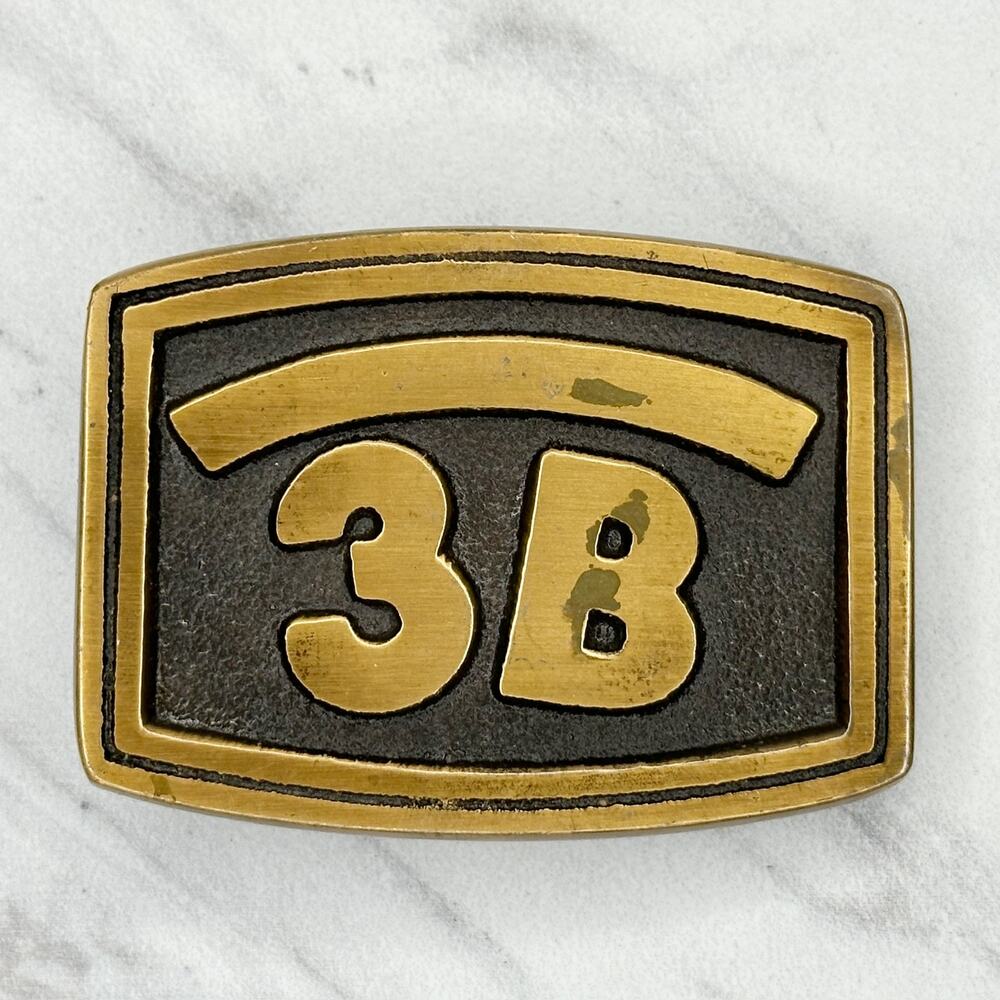 Vintage Spec Cast 3B Belt Buckle Brass Tone Metal ✨